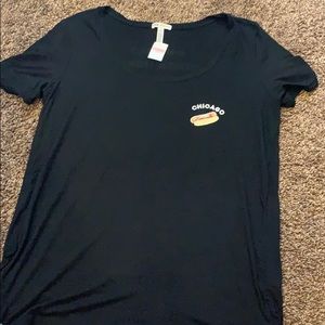 Pink medium Chicago tee NWT